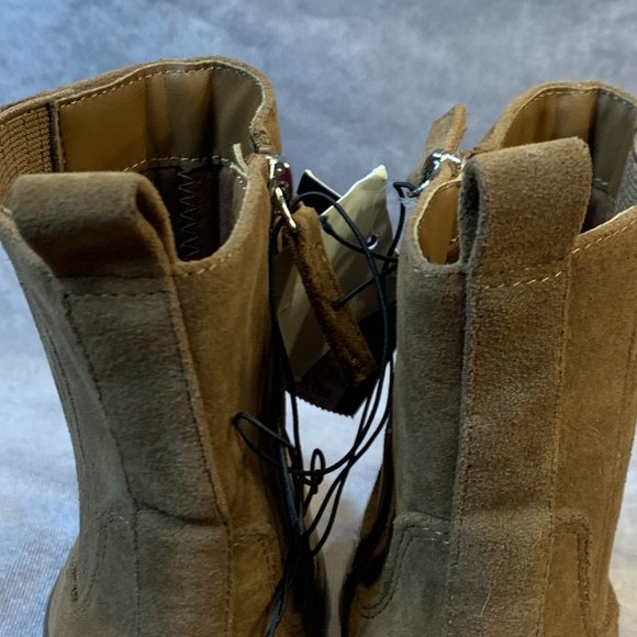 NWT Woman's Universal Thread Solita Faux Suede Cowboy Booties - Picture 6 of 14